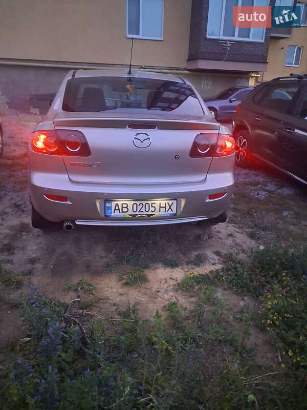 Седан Mazda 3 2007 в Виннице
