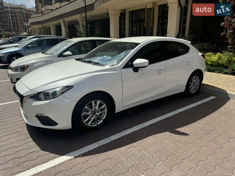Хетчбек Mazda 3 2015 в Києві