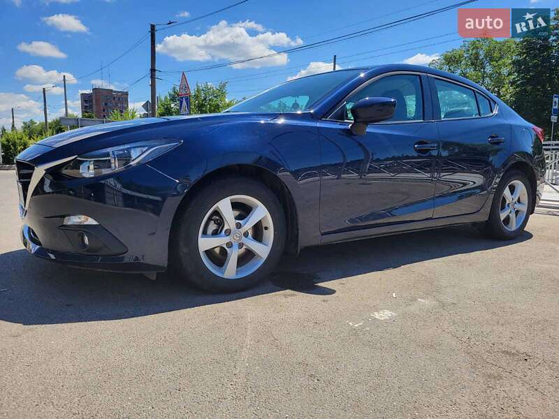 Mazda 3 2016