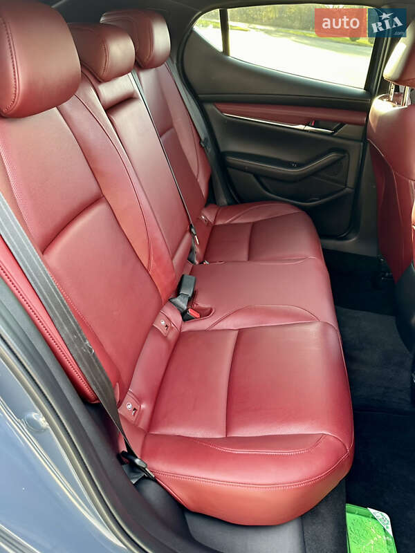 Хэтчбек Mazda 3 2019 в Одессе
