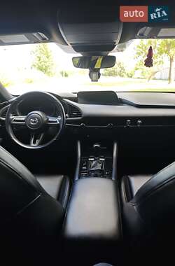 Хэтчбек Mazda 3 2019 в 