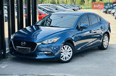Седан Mazda 3 2016 в Харькове