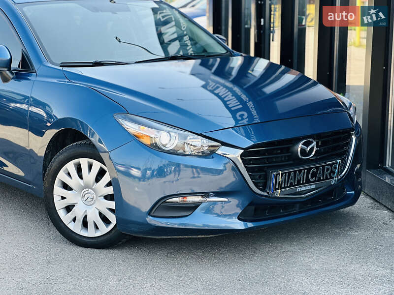 Седан Mazda 3 2016 в Харкові