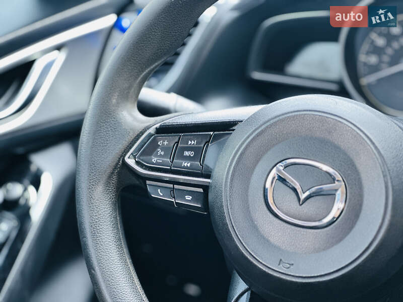 Седан Mazda 3 2016 в Харкові