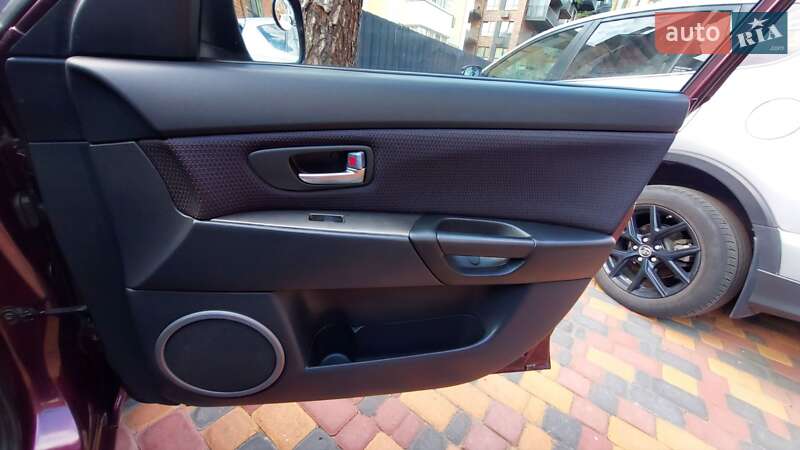 Седан Mazda 3 2007 в Києві
