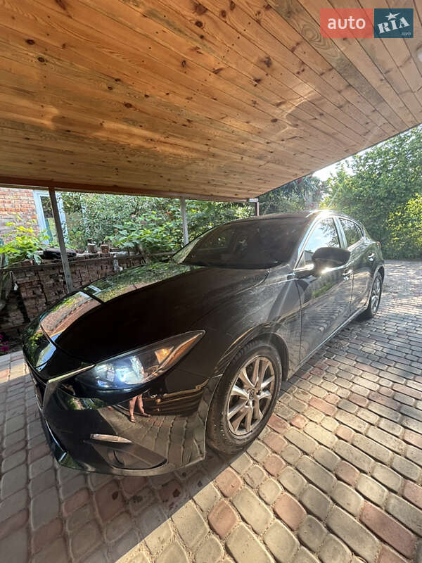 Хэтчбек Mazda 3 2015 в Полтаве