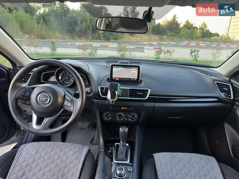 Седан Mazda 3 2015 в Ізмаїлі фото 16 Седан Mazda 3 2015 в Ізмаїлі