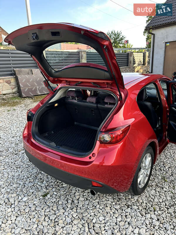 Хэтчбек Mazda 3 2014 в Тернополе