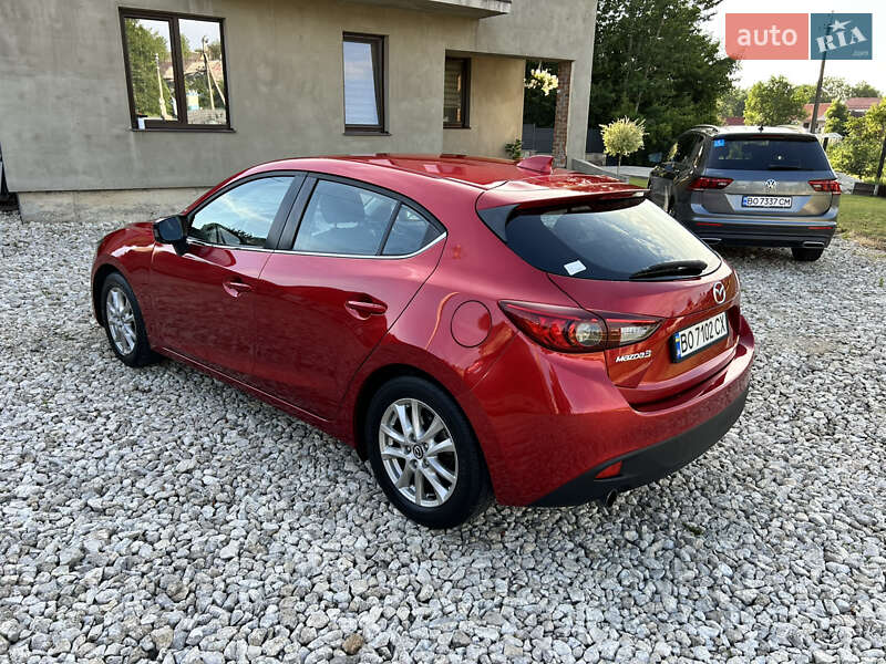 Хэтчбек Mazda 3 2014 в Тернополе