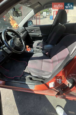 Седан Mazda 3 2004 в 