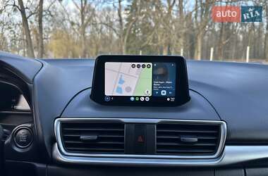 Седан Mazda 3 2018 в 