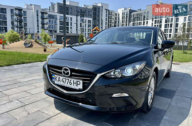 Mazda 3 2015