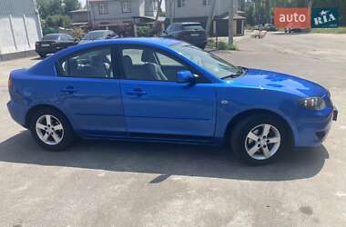 Седан Mazda 3 2004 в Запоріжжі