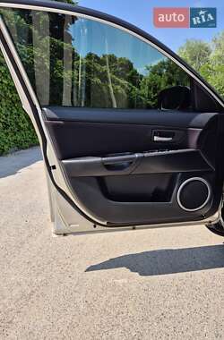 Седан Mazda 3 2006 в 
