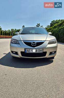 Седан Mazda 3 2006 в 