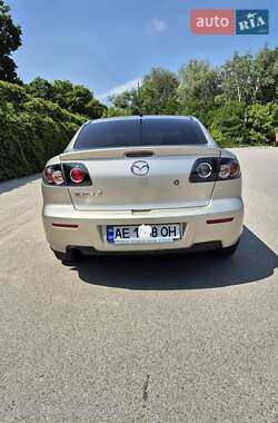 Седан Mazda 3 2006 в 