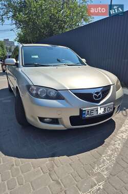 Седан Mazda 3 2006 в 