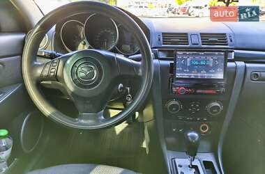 Седан Mazda 3 2006 в 