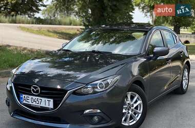 Mazda 3 2015