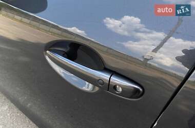 Хэтчбек Mazda 3 2015 в 