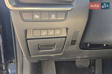 Хэтчбек Mazda 3 2023 в 