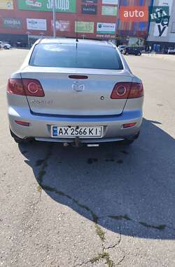 Седан Mazda 3 2004 в 