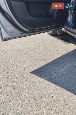 Седан Mazda 3 2004 в 