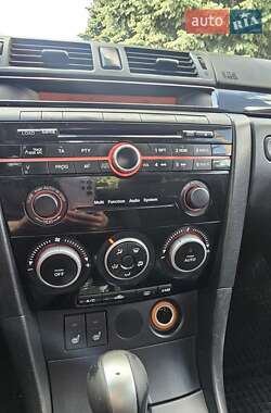 Седан Mazda 3 2009 в 