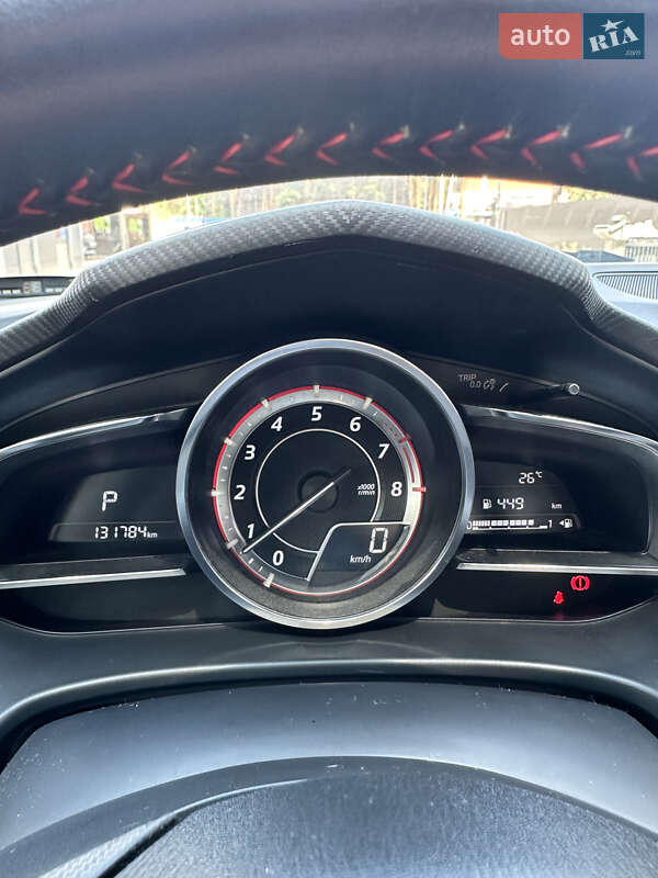 Седан Mazda 3 2015 в Киеве