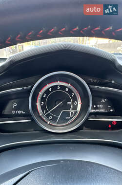 Седан Mazda 3 2015 в 
