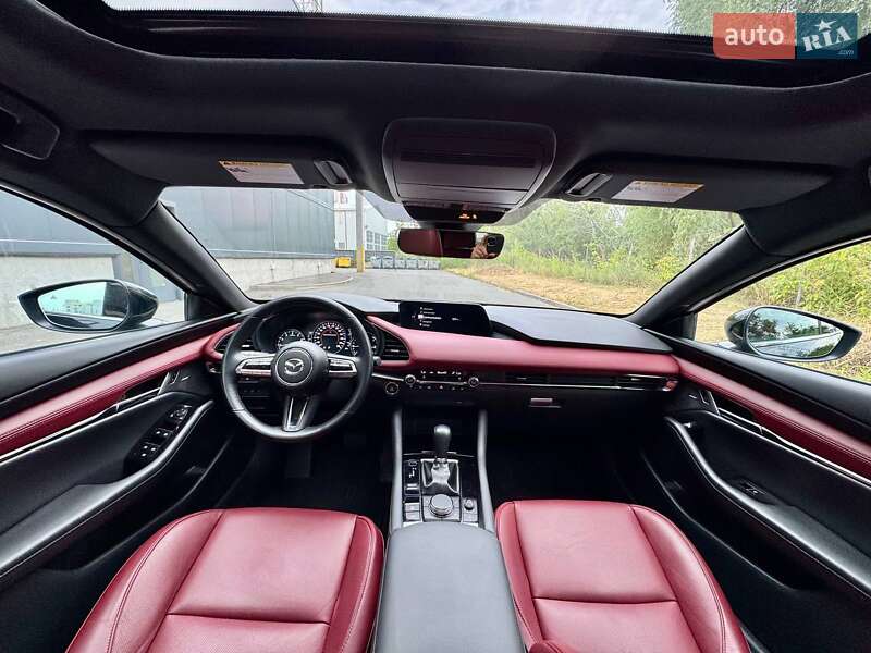 Хэтчбек Mazda 3 2021 в Киеве