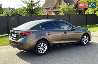 Седан Mazda 3 2017 в 