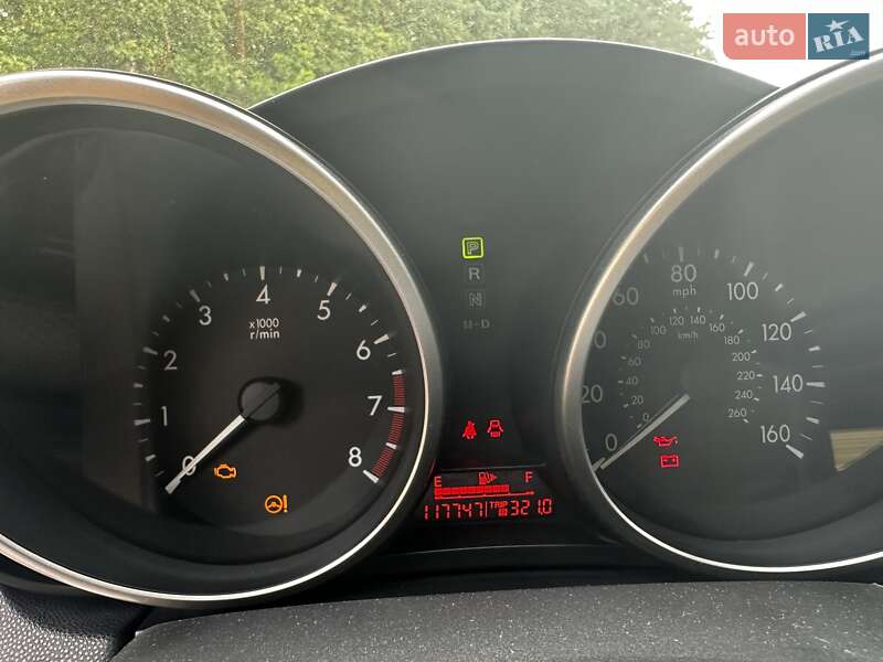 Седан Mazda 3 2010 в Киеве