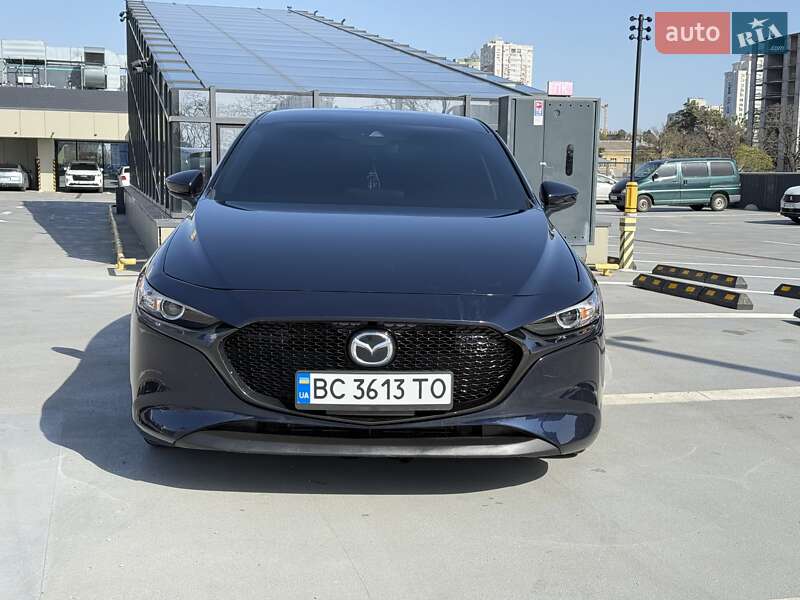 Хэтчбек Mazda 3 2019 в Киеве