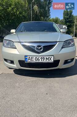 Седан Mazda 3 2008 в Днепре