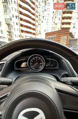Седан Mazda 3 2016 в 