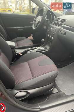Хэтчбек Mazda 3 2006 в 