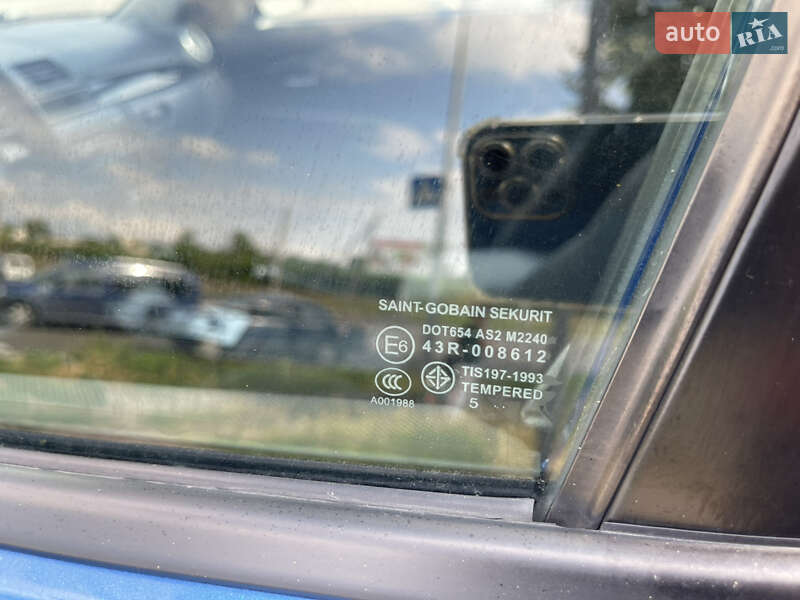 Хэтчбек Mazda 3 2006 в Черкассах