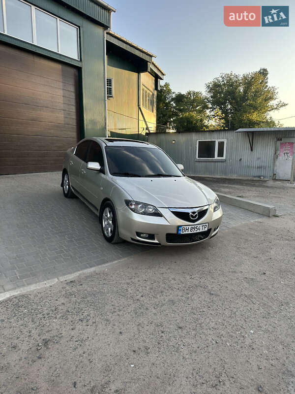 Седан Mazda 3 2007 в 