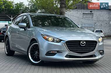 Mazda 3 2017