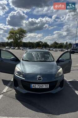 Седан Mazda 3 2011 в 