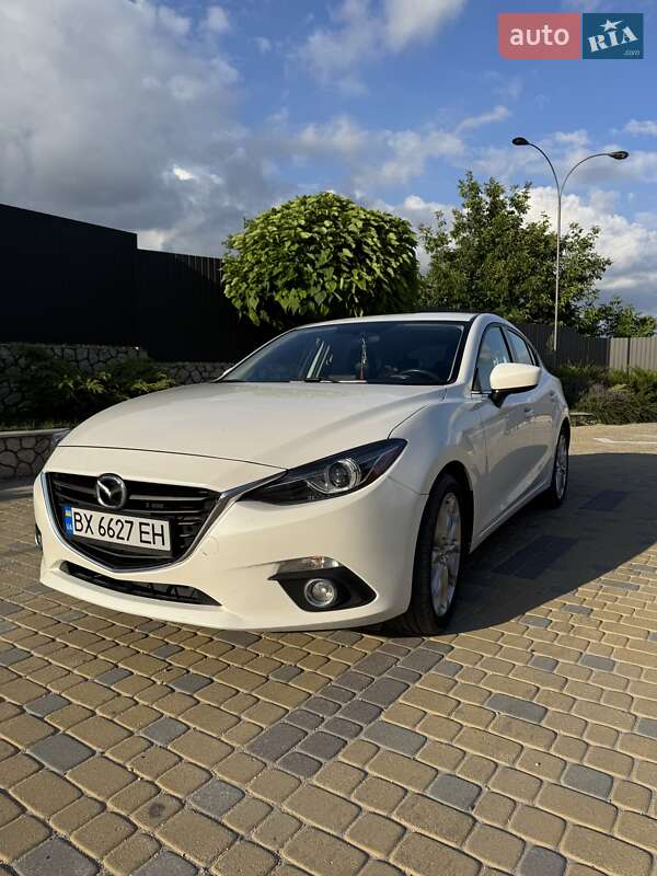 Хэтчбек Mazda 3 2014 в 