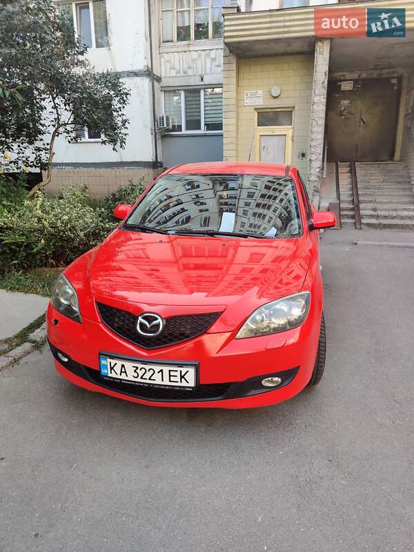 Хэтчбек Mazda 3 2007 в 