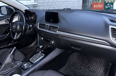Хетчбек Mazda 3 2017 в 