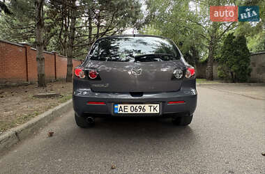 Хэтчбек Mazda 3 2006 в 