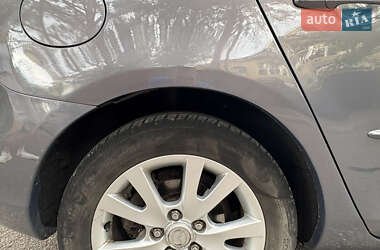 Хэтчбек Mazda 3 2006 в 
