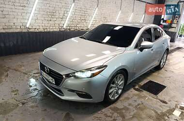 Седан Mazda 3 2016 в 