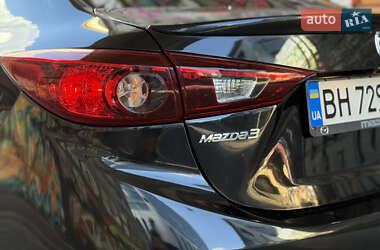 Седан Mazda 3 2018 в 