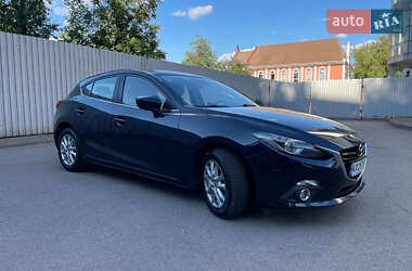 Хэтчбек Mazda 3 2015 в 