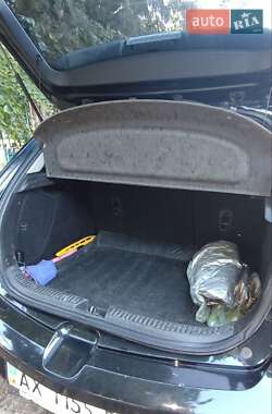Хэтчбек Mazda 3 2008 в 